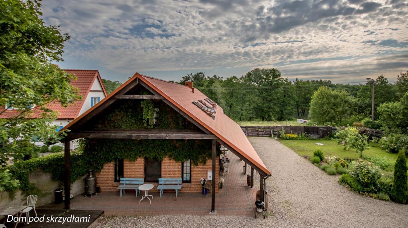 Dom Pod Skrzydlami Bed & Breakfast Gawliki Wielkie Ngoại thất bức ảnh