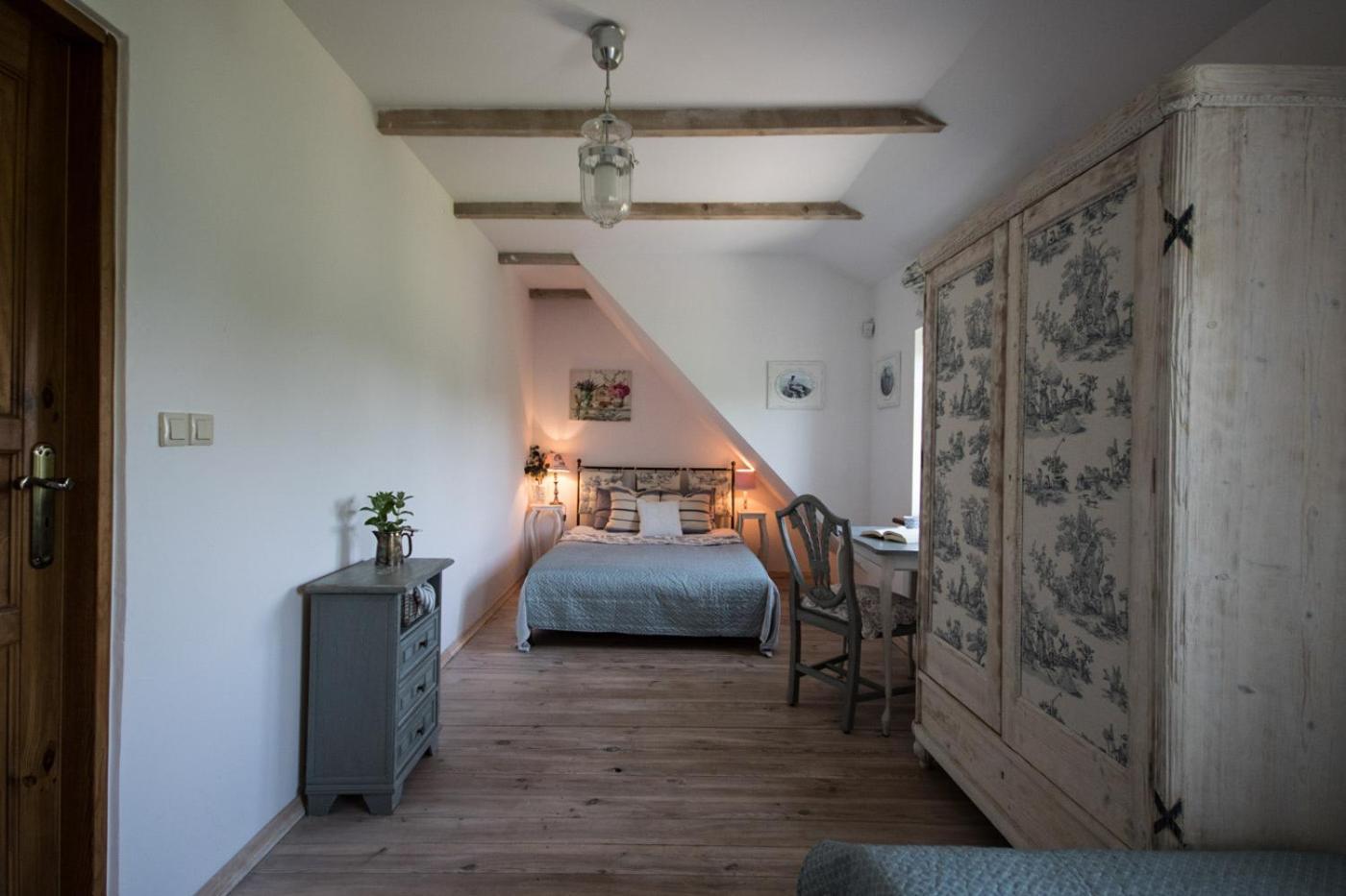 Dom Pod Skrzydlami Bed & Breakfast Gawliki Wielkie Ngoại thất bức ảnh